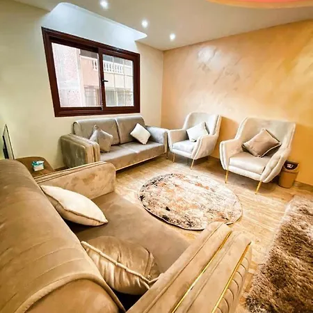 Pyramids Cleopatra Apartment Cairo Exterior photo