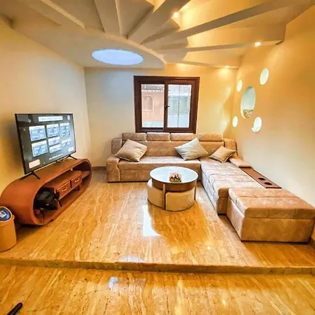 Pyramids Cleopatra Apartment Cairo Exterior photo