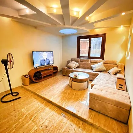 Pyramids Cleopatra Apartment Cairo Exterior photo