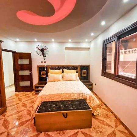Pyramids Cleopatra Apartment Cairo Exterior photo